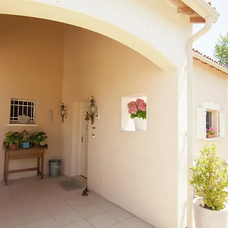 Rouzede With Pool Villa